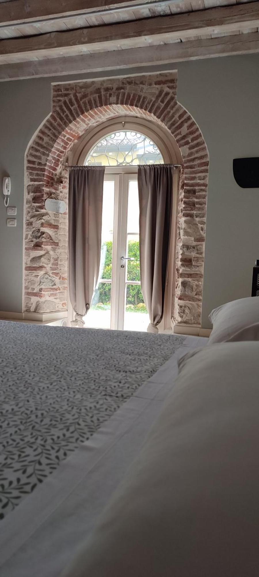 Bed and Breakfast La Piana Monzambano Exterior foto